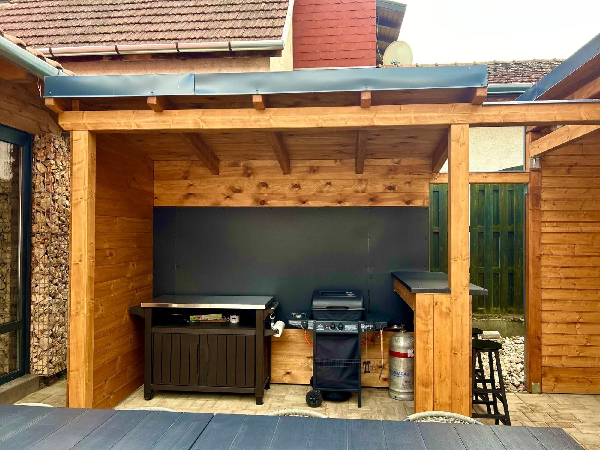 Bikeaway Guesthouse Kereki 外观 照片